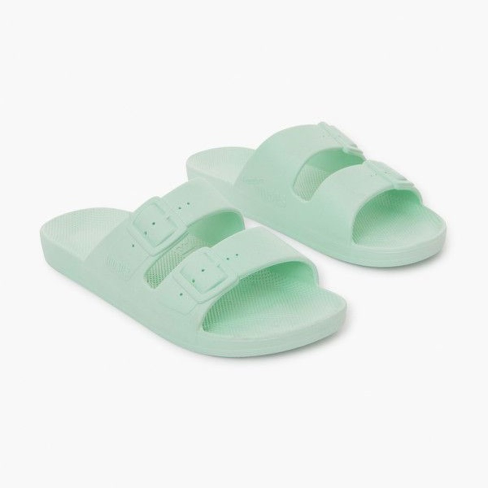 NWT Freedom Moses Sandals - mint